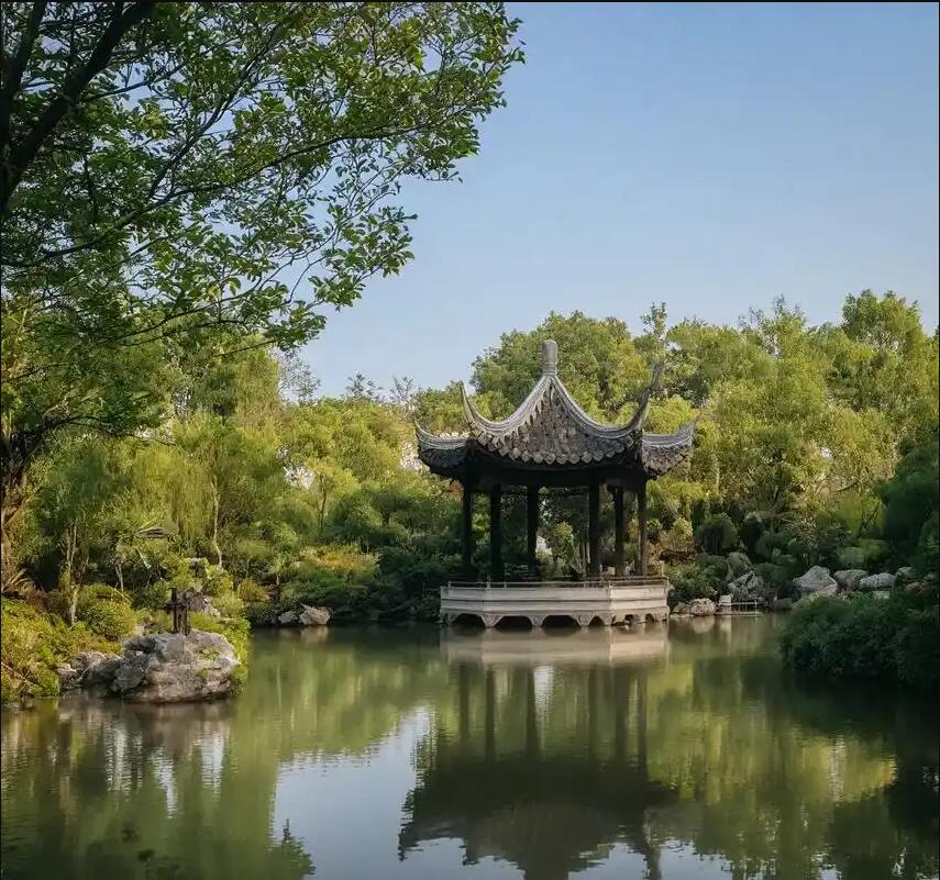 钟祥莫爱餐饮有限公司